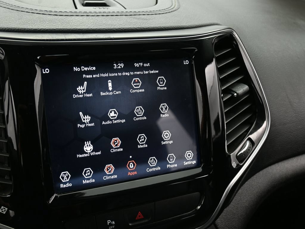 Used 2019 Jeep Cherokee Limited FWD image 19