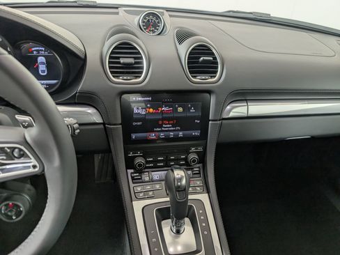 Certified 2025 Porsche 718 Cayman Coupe image 25