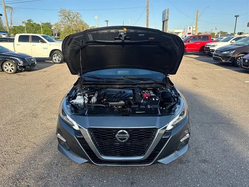 Used 2020 Nissan Altima 2.0 Platinum image 24