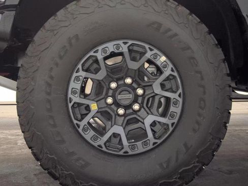 Used 2025 Ford F150 Raptor w/ Equipment Group 803A Raptor R image 8