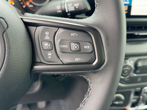 New 2025 Jeep Gladiator Sport image 26