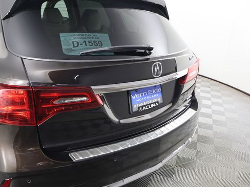 Used 2017 Acura MDX Sport Hybrid w/ Advance Pkg image 15