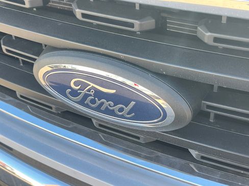 Used 2022 Ford F150 XLT w/ Trailer Tow Package image 23