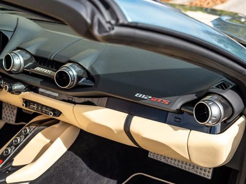 Used 2023 Ferrari 812 GTS RWD image 16