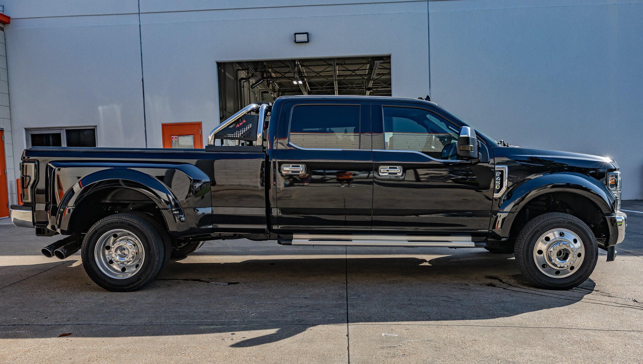 Used 2019 Ford F450 Platinum w/ Platinum Ultimate Package AWD/4WD image 50
