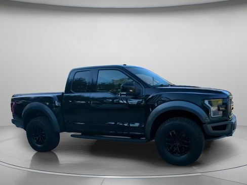 Certified 2018 Ford F150 Raptor w/ Equipment Group 802A Luxury AWD/4WD image 35