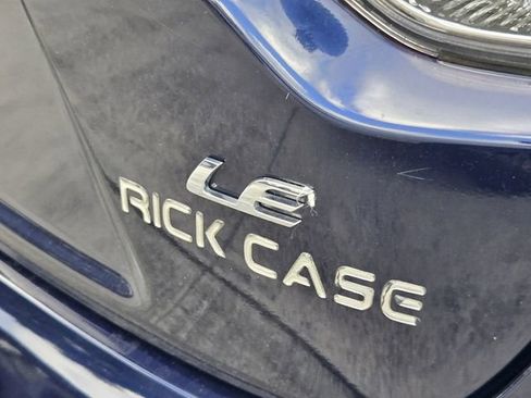 Used 2020 Toyota Corolla LE image 10