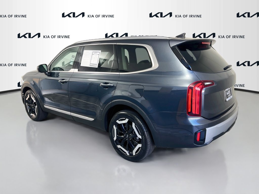 Certified 2024 Kia Telluride S w/ S Sunroof Package AWD/4WD image 6