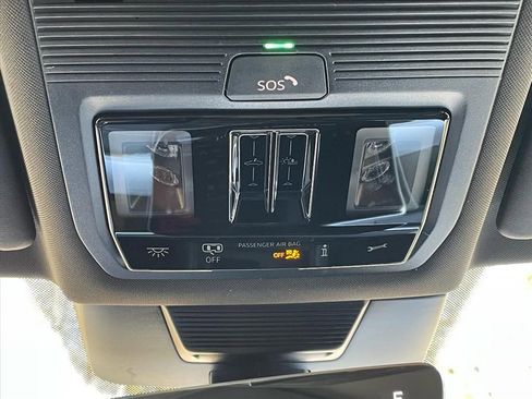 New 2026 Volkswagen Tiguan SE R-Line image 10