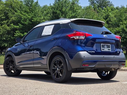 Used 2020 Nissan Kicks SR FWD image 23