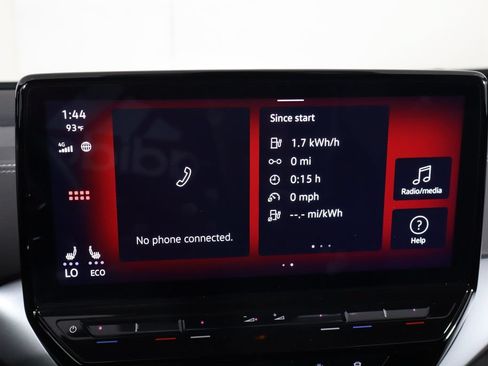 Used 2023 Volkswagen ID.4 2WD image 32