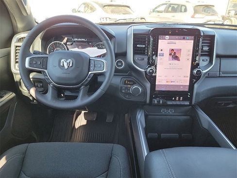 Used 2025 RAM 1500 Lone Star image 17