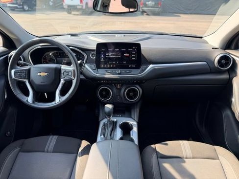 Used 2024 Chevrolet Blazer LT w/ Convenience Package FWD image 20