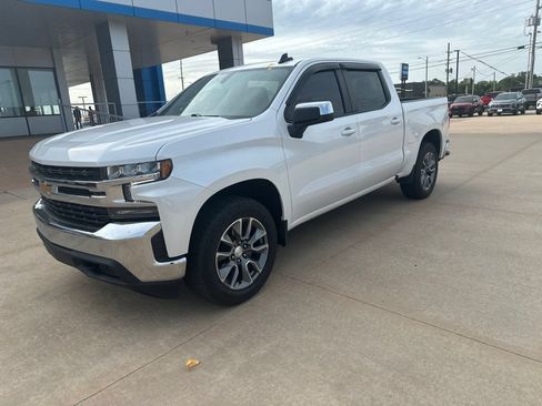 Used 2022 Chevrolet Silverado 1500 LT AWD/4WD image 29
