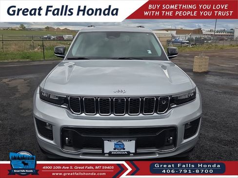 Used 2021 Jeep Grand Cherokee L Overland w/ Advanced Protech Group III AWD/4WD image 2
