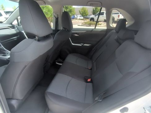 Used 2025 Toyota RAV4 XLE AWD/4WD image 24