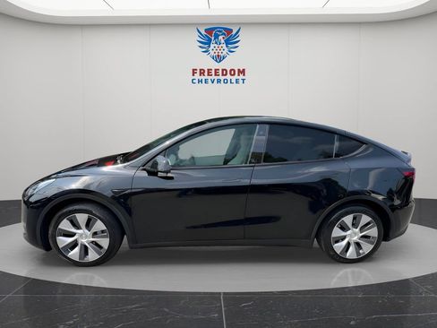 Used 2020 Tesla Model Y Long Range AWD/4WD image 3