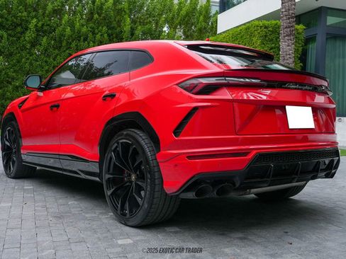 Used 2019 Lamborghini Urus image 6