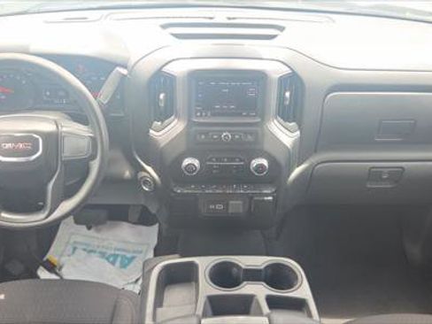 Used 2023 GMC Sierra 1500 Pro w/ Convenience Package RWD image 21