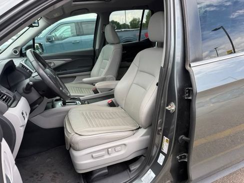 Used 2019 Honda Ridgeline RTL-T image 10