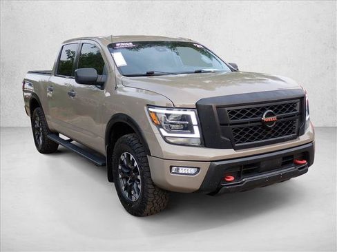 Used 2021 Nissan Titan PRO-4X AWD/4WD image 6