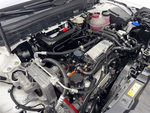 Used 2024 Mercedes-Benz EQB 250+ image 75