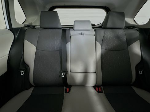 Used 2024 Toyota RAV4 XLE w/ Convenience Package FWD image 29