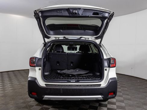 Used 2024 Subaru Outback Limited AWD/4WD image 40