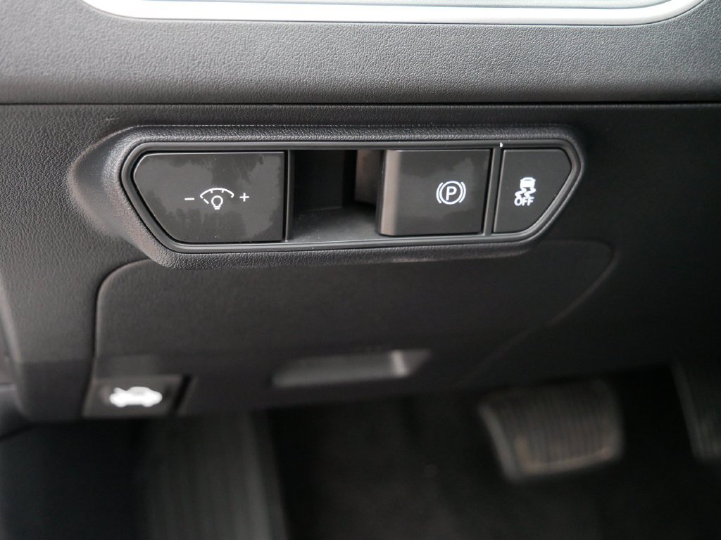 Used 2025 Kia K4 FWD image 18