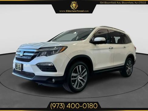 Used 2017 Honda Pilot Touring image 3