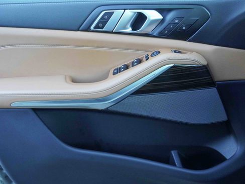 Used 2025 BMW X5 xDrive40i image 30