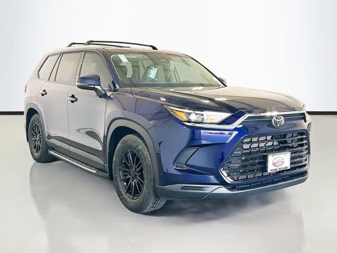 New 2026 Toyota Grand Highlander FWD image 3