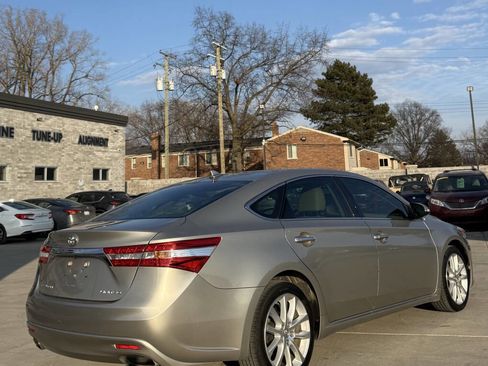 Used 2014 Toyota Avalon Limited image 8