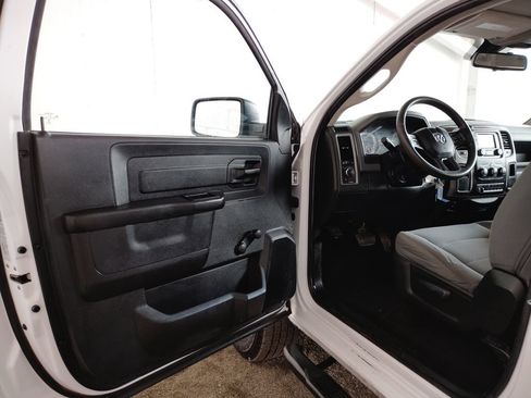 Used 2016 RAM 2500 Tradesman w/ Popular Equipment Group RWD image 17
