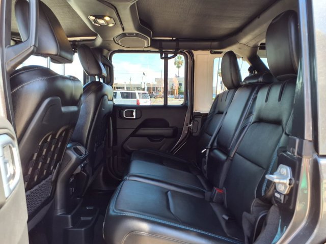 Used 2021 Jeep Wrangler Unlimited Rubicon 4xe w/ Cold Weather Group AWD/4WD image 14