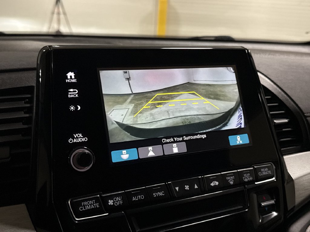 Used 2023 Honda Odyssey EX image 15