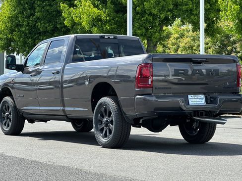 New 2026 RAM 3500 Laramie AWD/4WD image 6