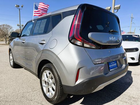Used 2024 Kia Soul LX w/ Option Group 015 FWD image 15