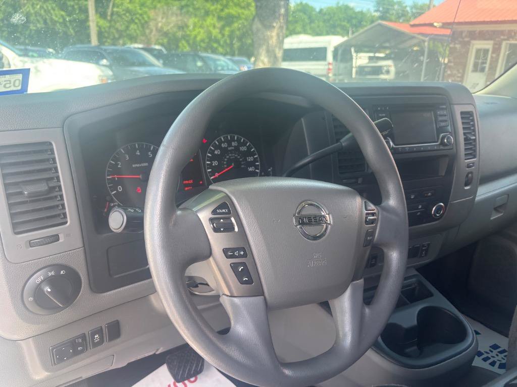 Used 2018 Nissan NV 2500 SV RWD image 12