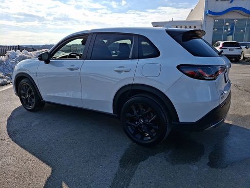 Certified 2023 Honda HR-V Sport image 4