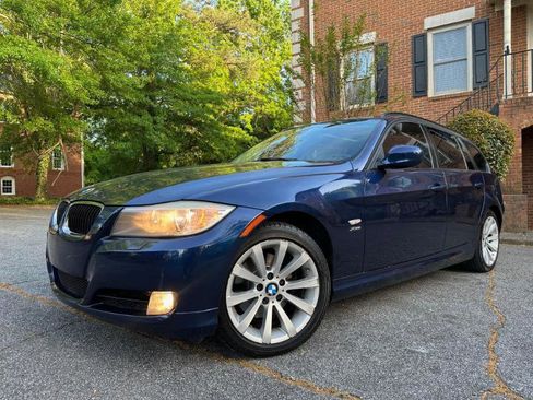 Used 2012 BMW 328i xDrive Wagon image 1