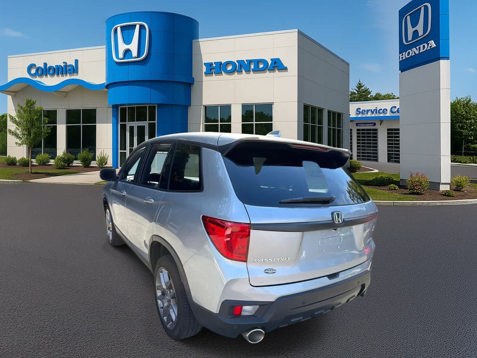 Used 2023 Honda Passport EX-L image 4