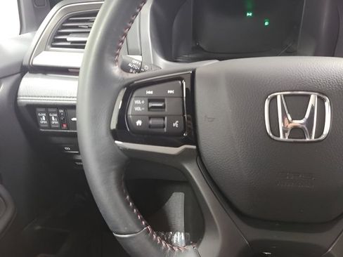 Used 2025 Honda Odyssey Sport-L image 27