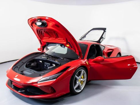 Certified 2022 Ferrari F8 Tributo image 32