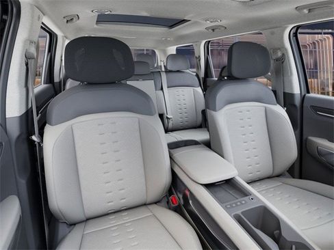 New 2026 Kia EV9 Wind image 15