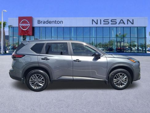 Certified 2025 Nissan Rogue S FWD image 4