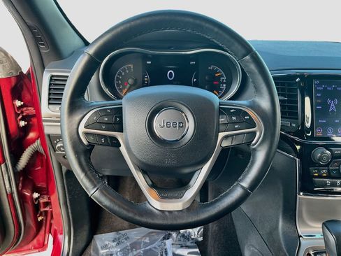 Used 2019 Jeep Grand Cherokee Limited w/ Trailer Tow Group IV AWD/4WD image 11