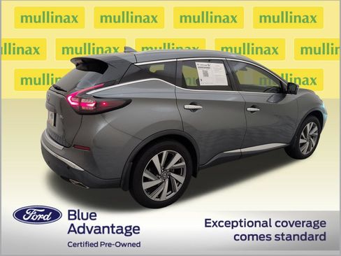 Used 2020 Nissan Murano SL w/ Cargo Package FWD image 3