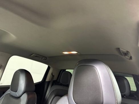 Used 2016 Chevrolet Colorado Z71 image 12