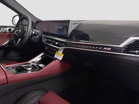 New 2026 BMW X6 xDrive40i w/ Premium Package image 29